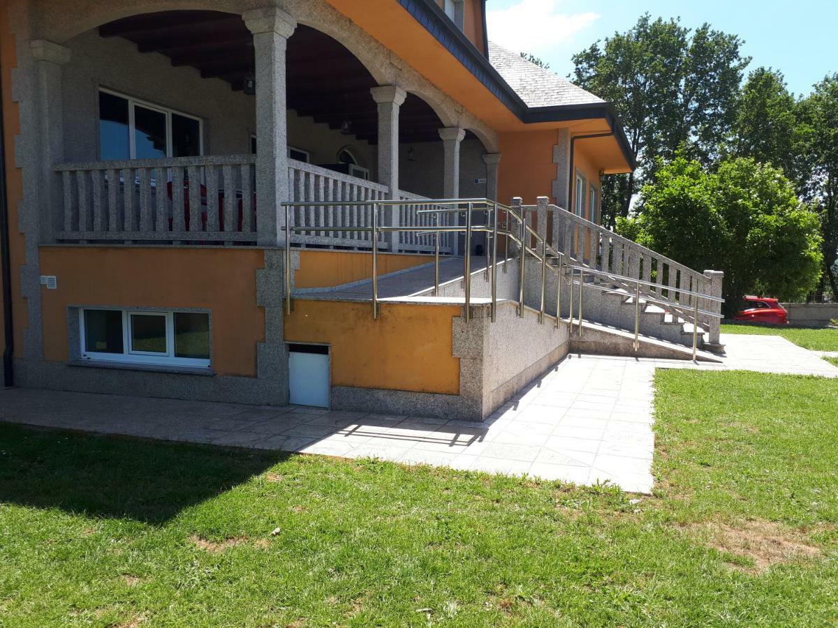 Pension Vilanova Sigueiro Exteriér fotografie